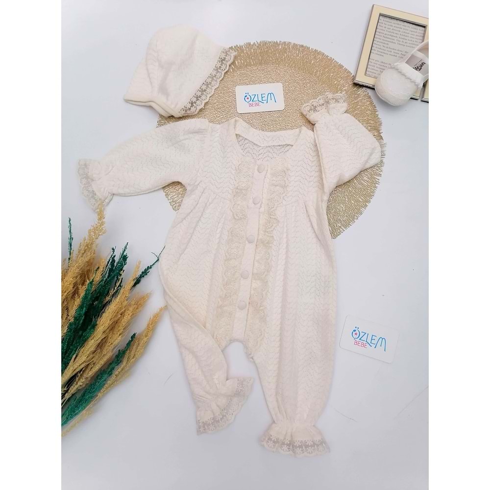 Victoria Dantel Bebek Tulumu