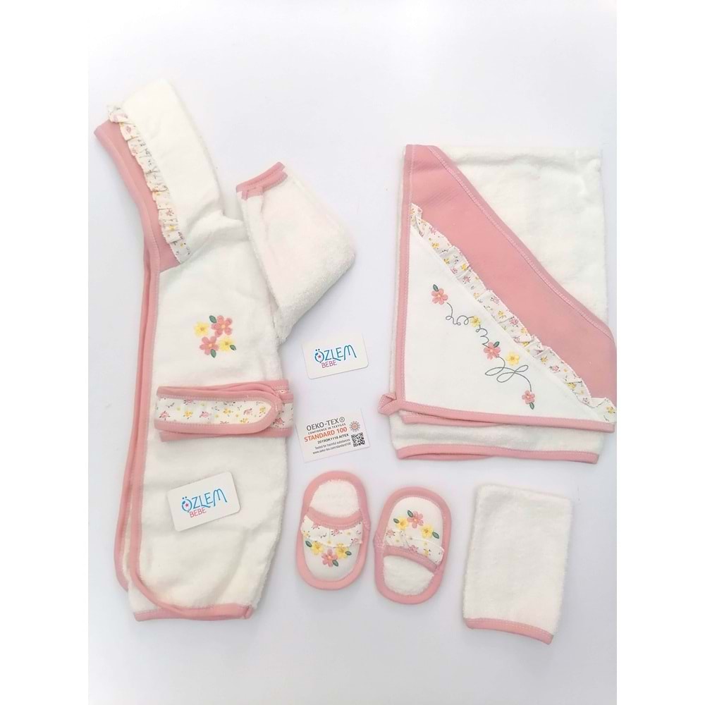 Çiçek Desen Havlu&Bornoz Seti