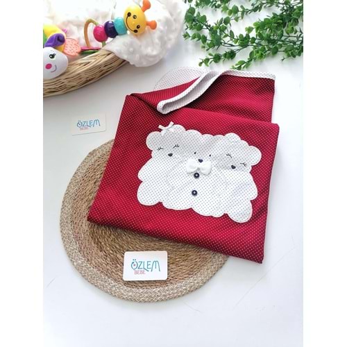 Puantiyeli Kırmızı Ayıcık Baskı Penye Battaniye