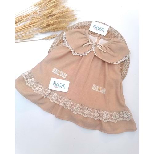 Fırfır Yaka Dökümlü Eteği Dantel Biye Kolsuz Elbise