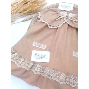 Fırfır Yaka Dökümlü Eteği Dantel Biye Kolsuz Elbise