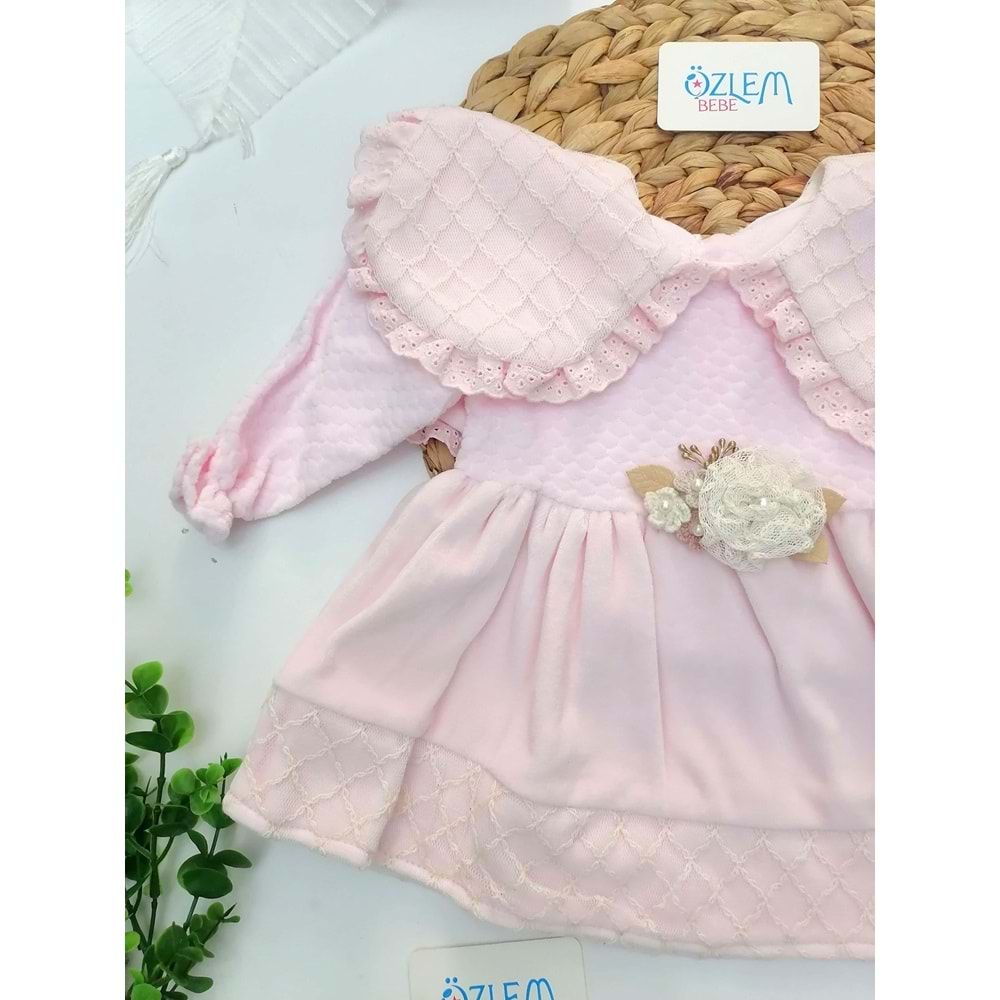 Güpürlü Geniş Yaka Kadife Elbise