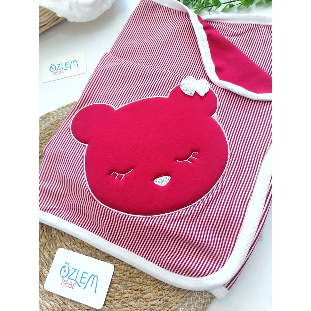 Kırmızı Çizgili Panda Kabatmalı Penye Battaniye