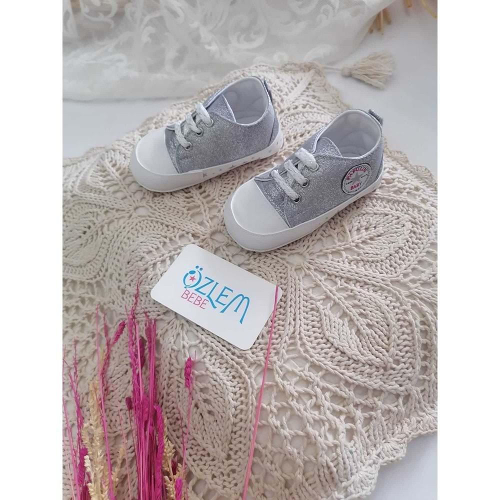 Simli Model Bağcıklı Bebek Ayakkabısı