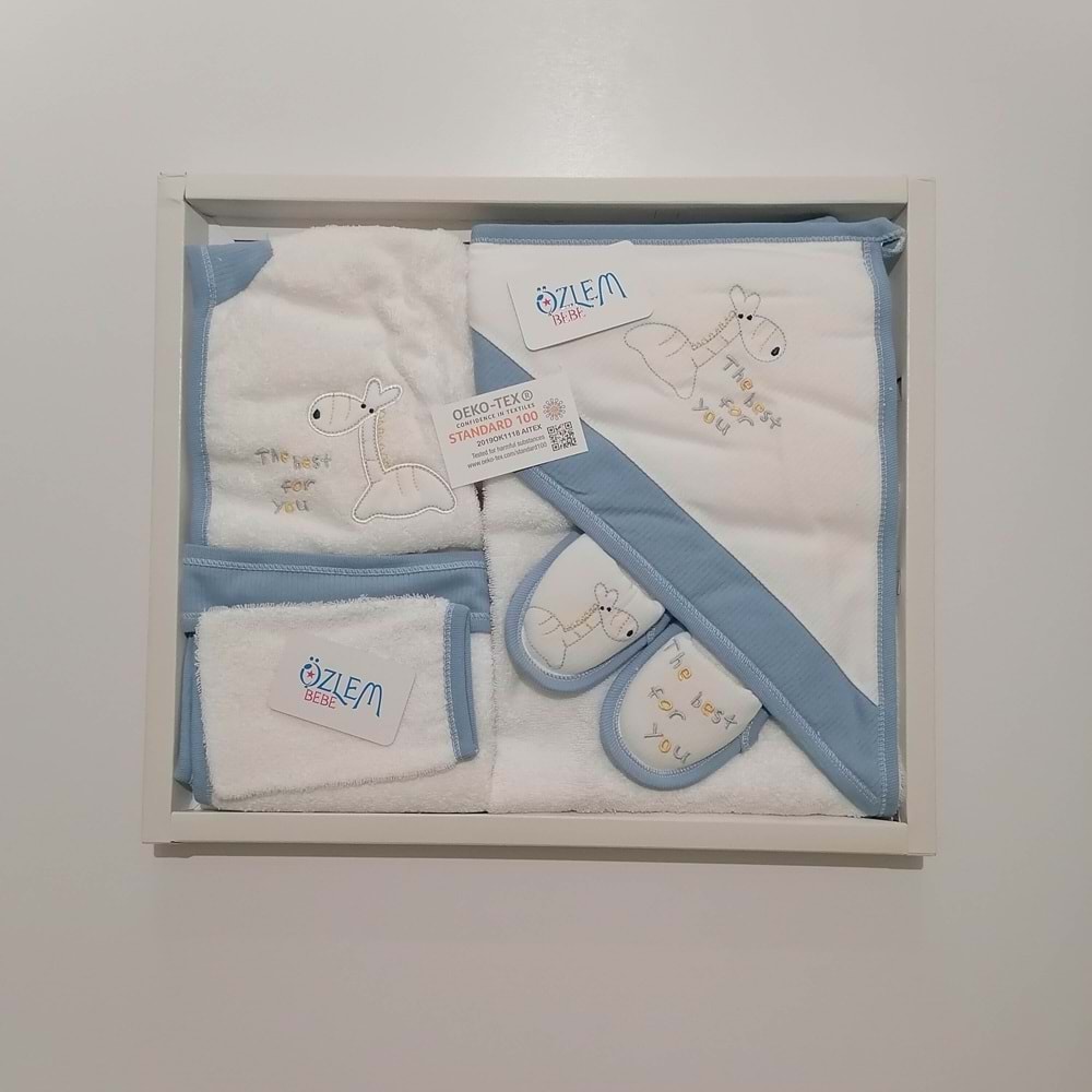 Zürafa Figürlü Havlu&Bornoz Seti