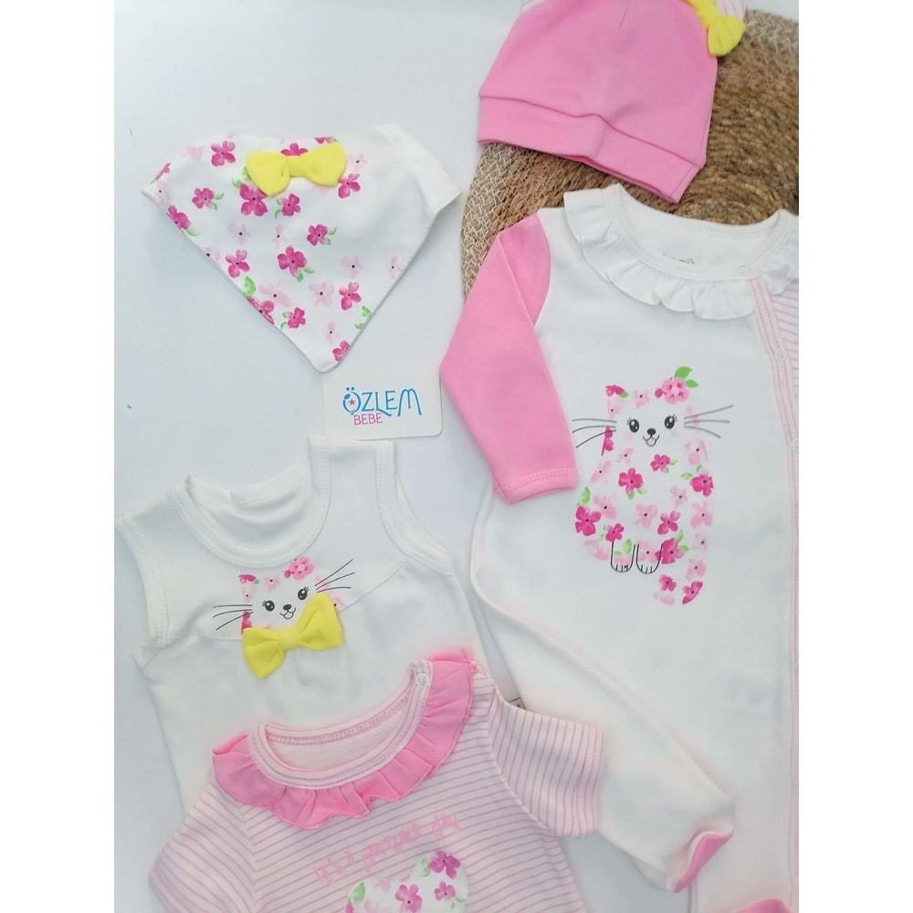 Çiçek Kedi 8'li Hastane Çıkışı