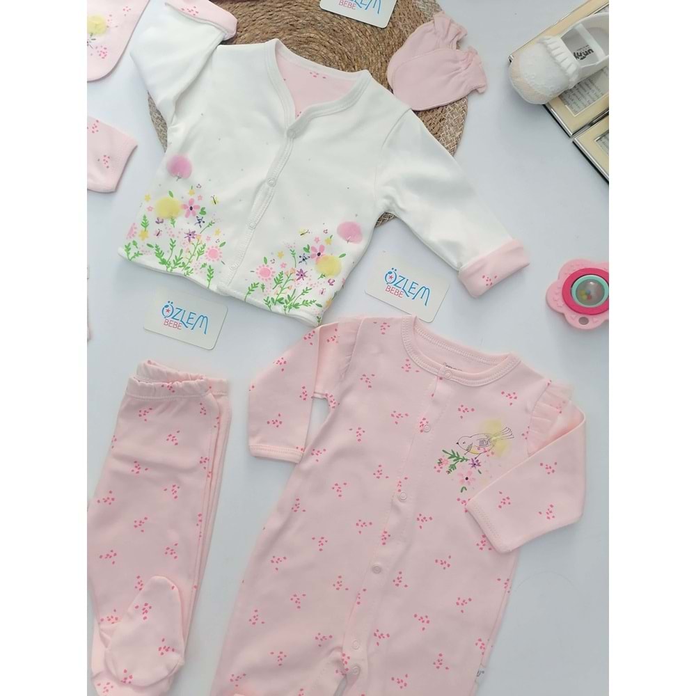 Çiçekli Kız 8'li Hastane Çıkışı