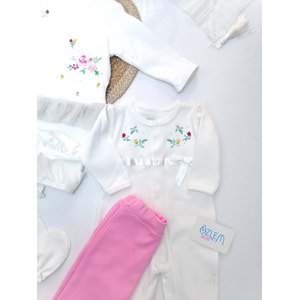 Kanaviçe 8'li Hastane Çıkışı