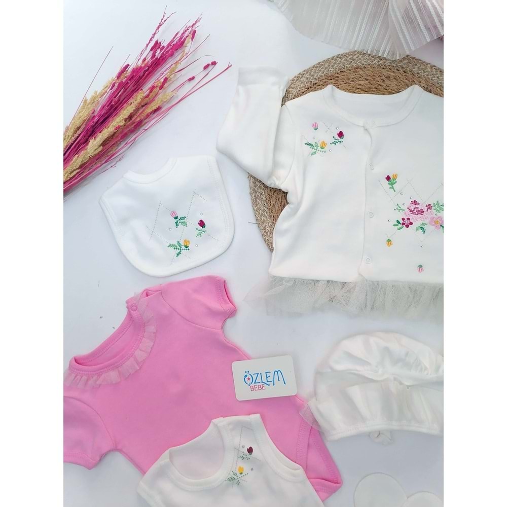 Kanaviçe 8'li Hastane Çıkışı