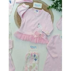 Kuğu Kız 8'li Hastane Çıkışı