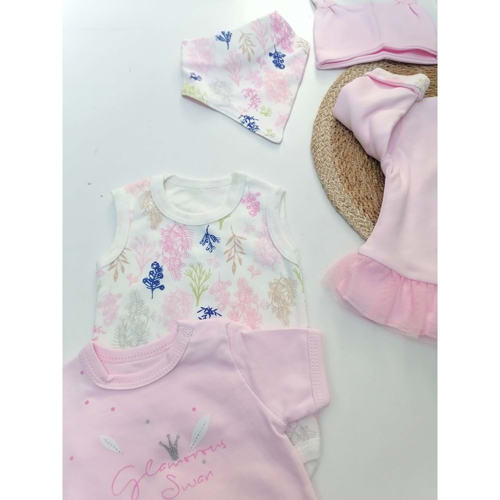 Kuğu Kız 8'li Hastane Çıkışı