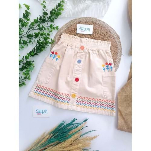 Çiçek Nakışlı Etek